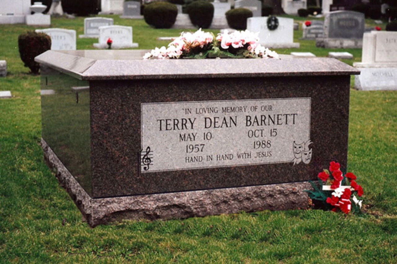 barnett-mausoleum