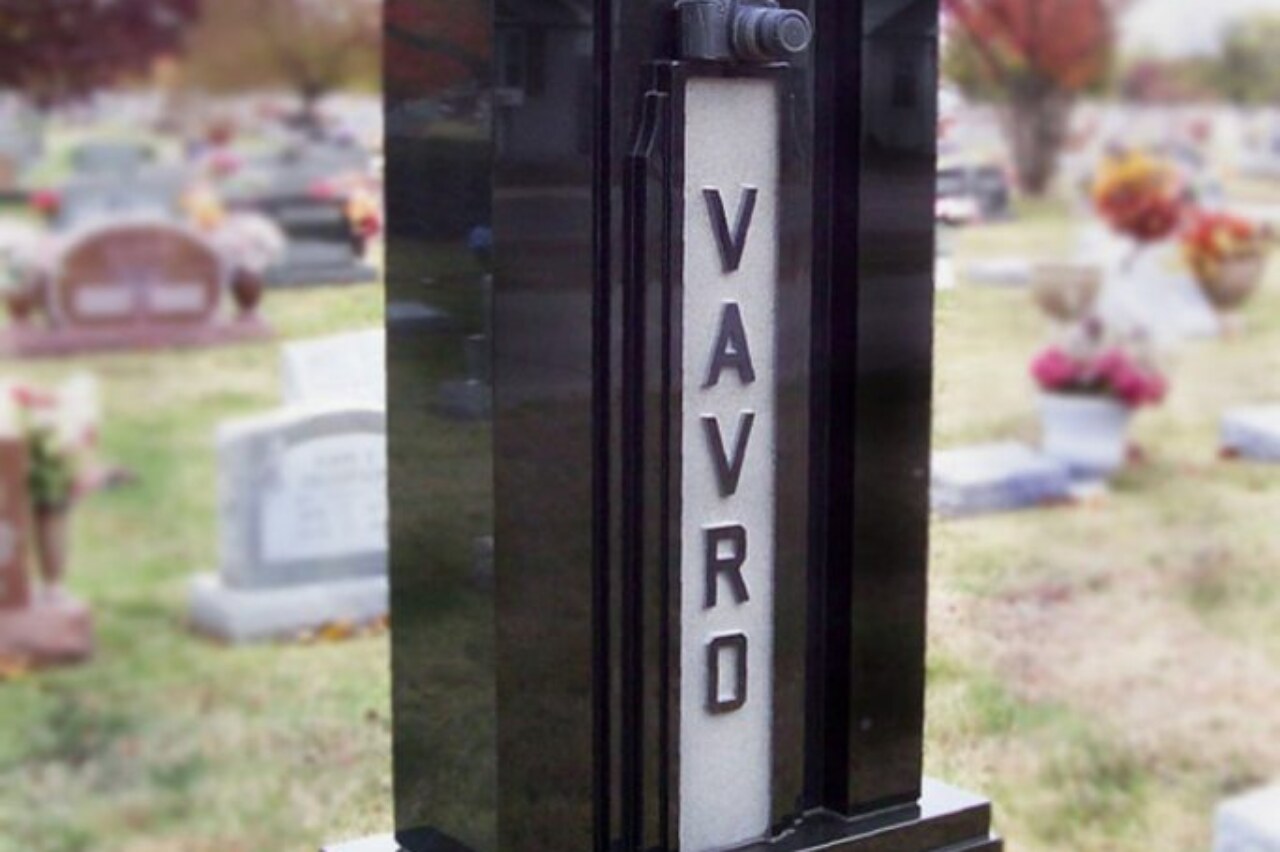 vavro-columbus-683×1024